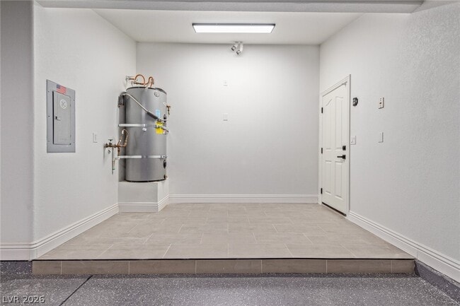 Building Photo - 4785 N Grand Canyon Dr