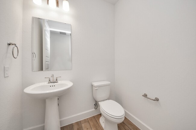 Building Photo - 5806 Pink Coral Ln