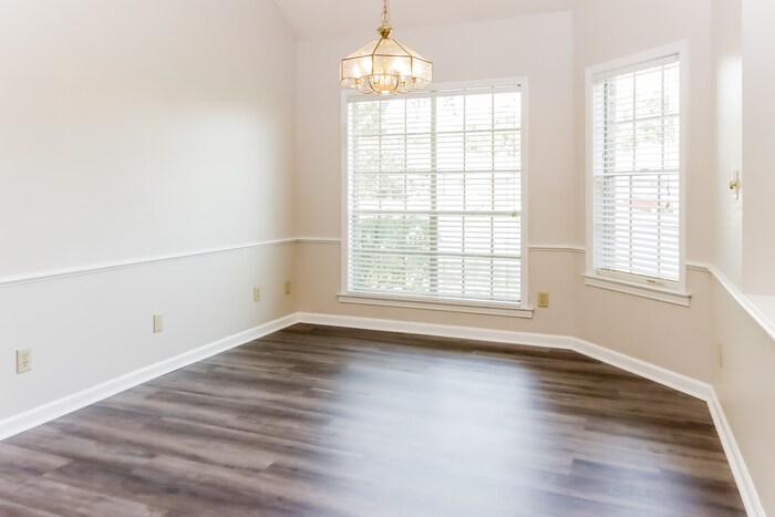 Building Photo - 7104 Fair Oaks Ct