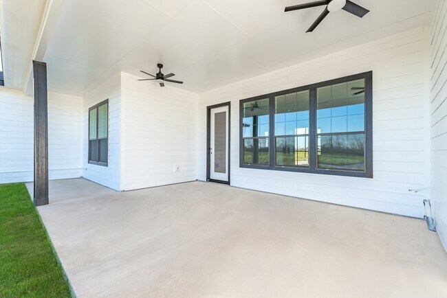Building Photo - 519 Chuckwagon Trail