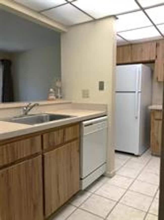 Building Photo - 2 Bedroom / 2 Bath Condo in Deltona Available Now!