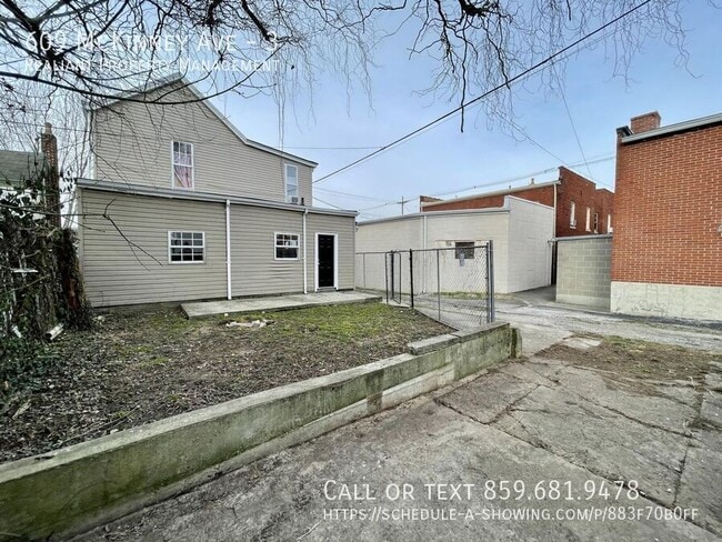 Building Photo - 609 McKinney Ave