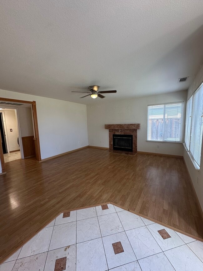 Building Photo - 1745 Mt Hamilton Dr