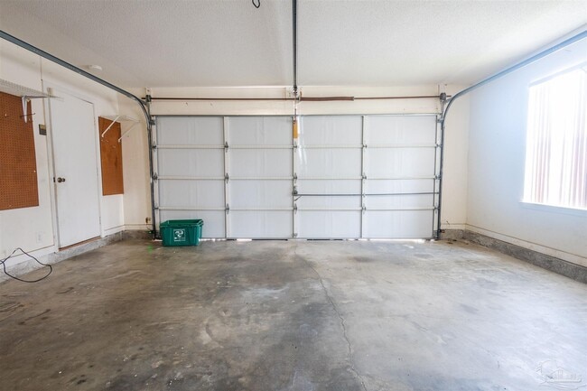 Building Photo - 2566 Barron Ct