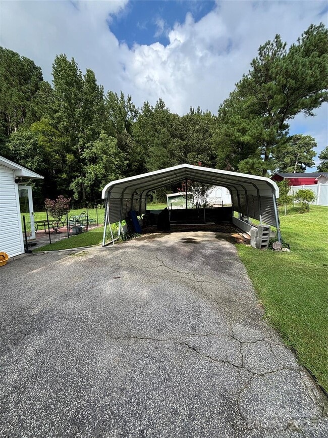Building Photo - 2947 Lyndell Way
