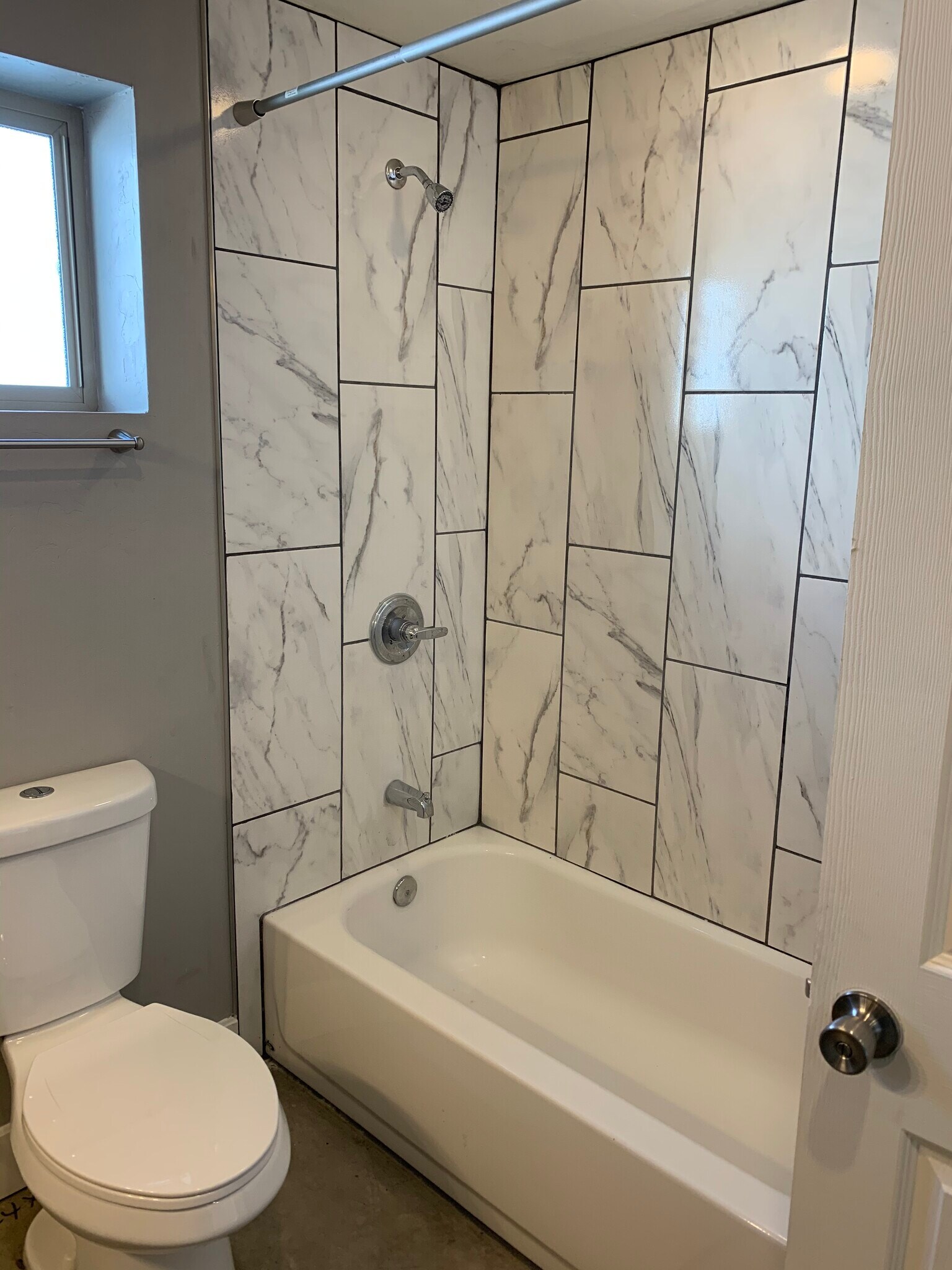 Building Photo - 114 N jacobus ave