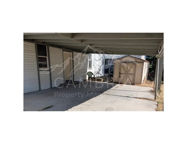 Building Photo - Charming 4-BR Home in Midvale