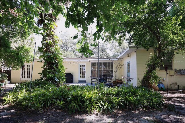 Building Photo - 4115 W Platt St