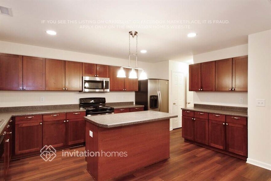 Building Photo - 525 Averasboro Dr