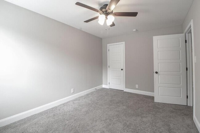 Building Photo - 2994 Gibbs Ln