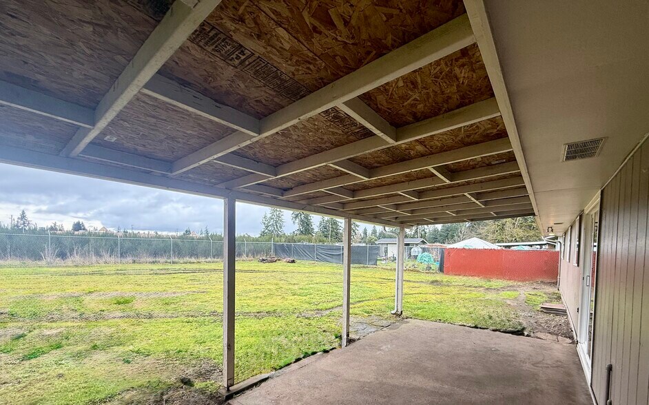 Building Photo - 7806 3rd Ave SE