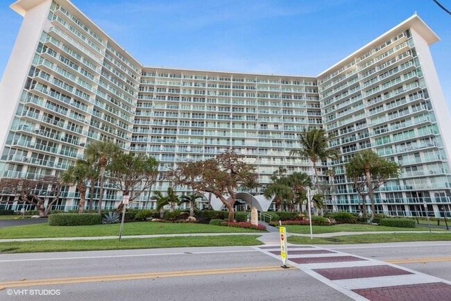 Building Photo - 333 NE 21st Ave