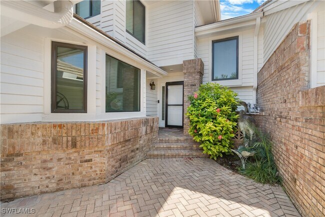 Building Photo - 4018 Crayton Rd