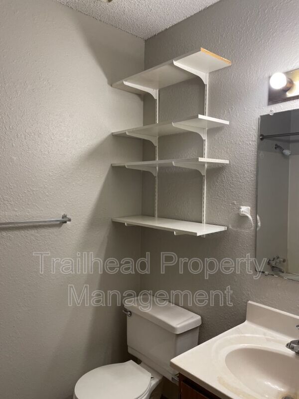 Building Photo - 8704 NW 82 Terrace