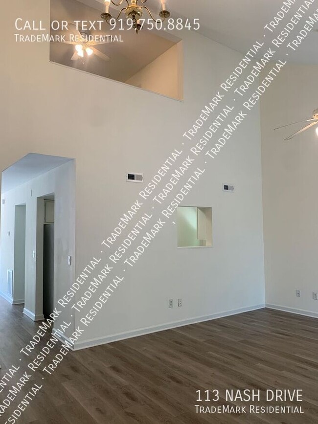 Building Photo - 113 Nash Dr