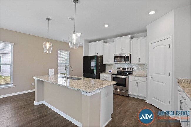 Building Photo - Spacious and Modern 4BR Home in Millstone ...