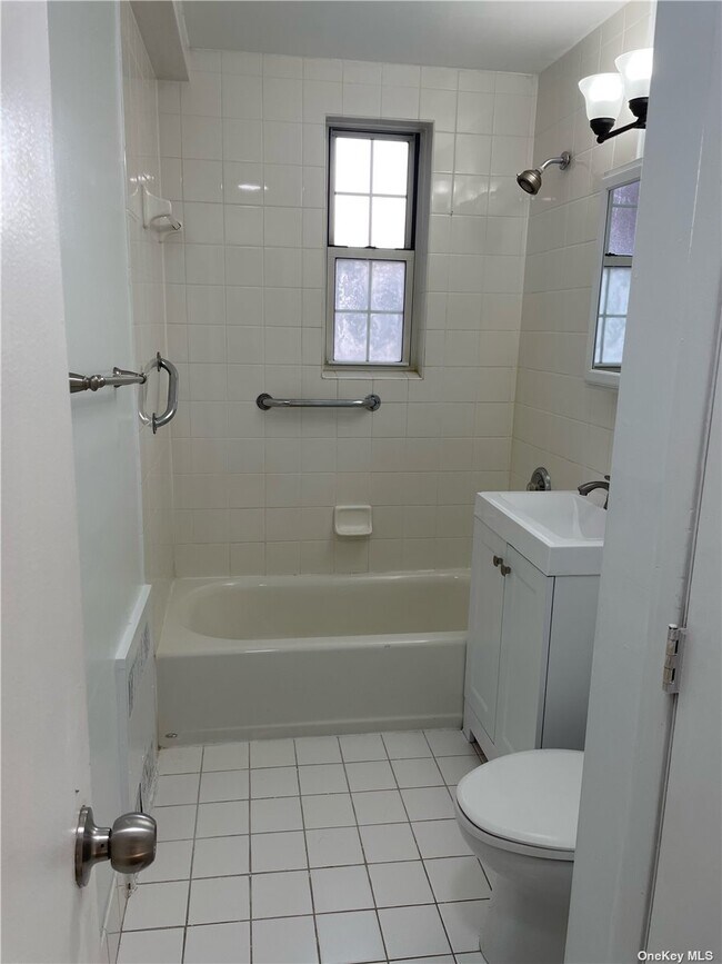 Building Photo - 255 Central Ave