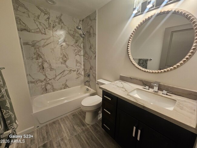 Building Photo - 2817 N 71st Pl