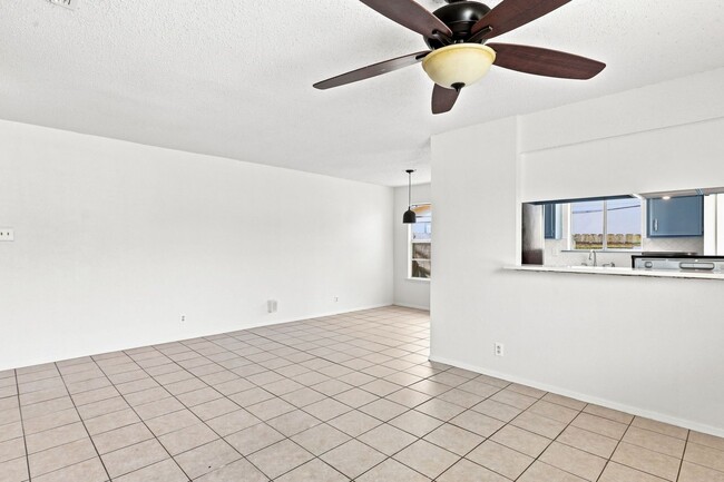 Building Photo - 5700 Cherry Park