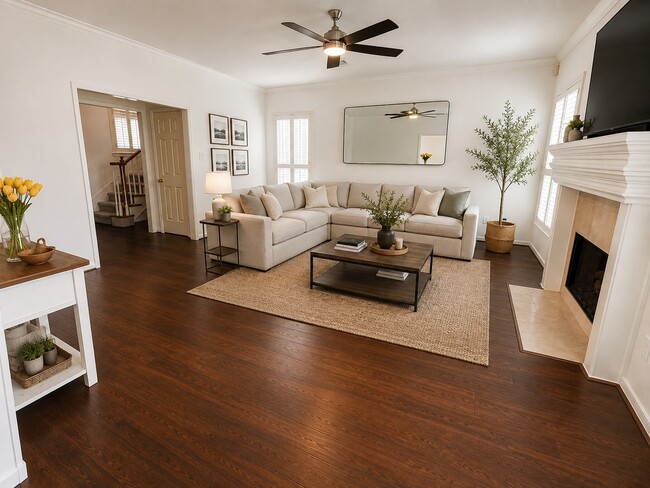 Building Photo - 2123 Shadow Park Dr
