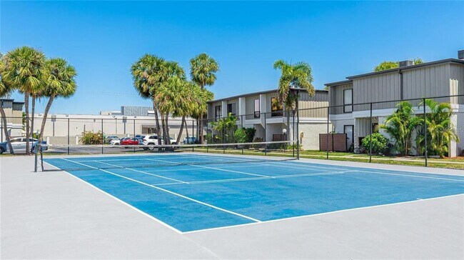 Building Photo - 4001 S Beneva Rd