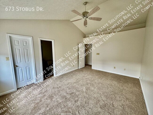 Building Photo - 673 Stobus Dr