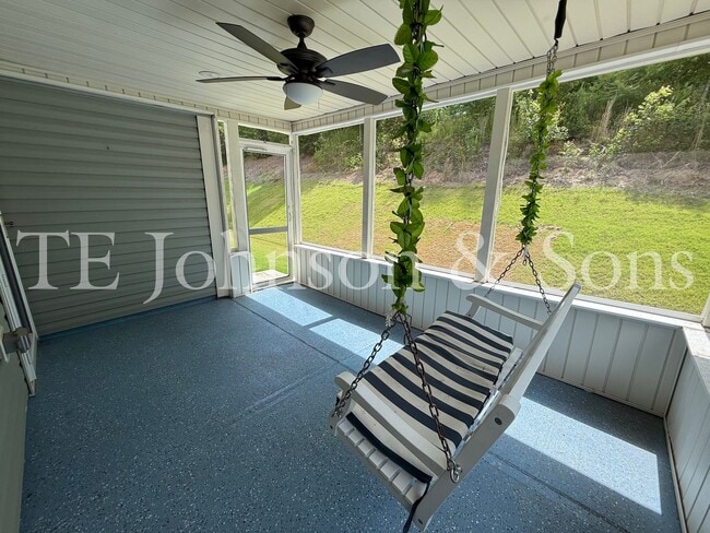 Building Photo - Modern Comfort Meets Eco-Friendly Living