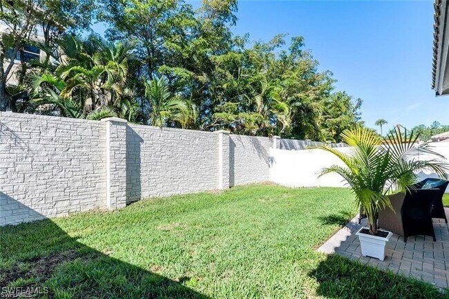 Building Photo - 8793 Madrid Cir