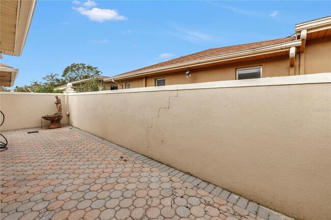 Building Photo - 2267 Heron Cir