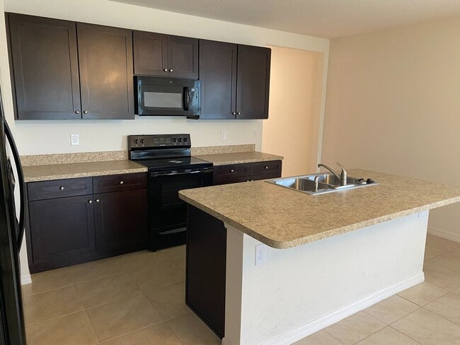 Building Photo - 2914 Blue Shrs Wy