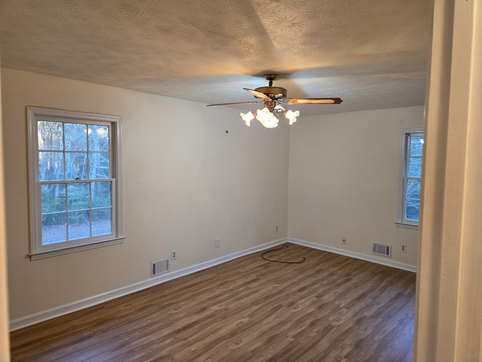 Building Photo - 1231 Kelleytown Rd