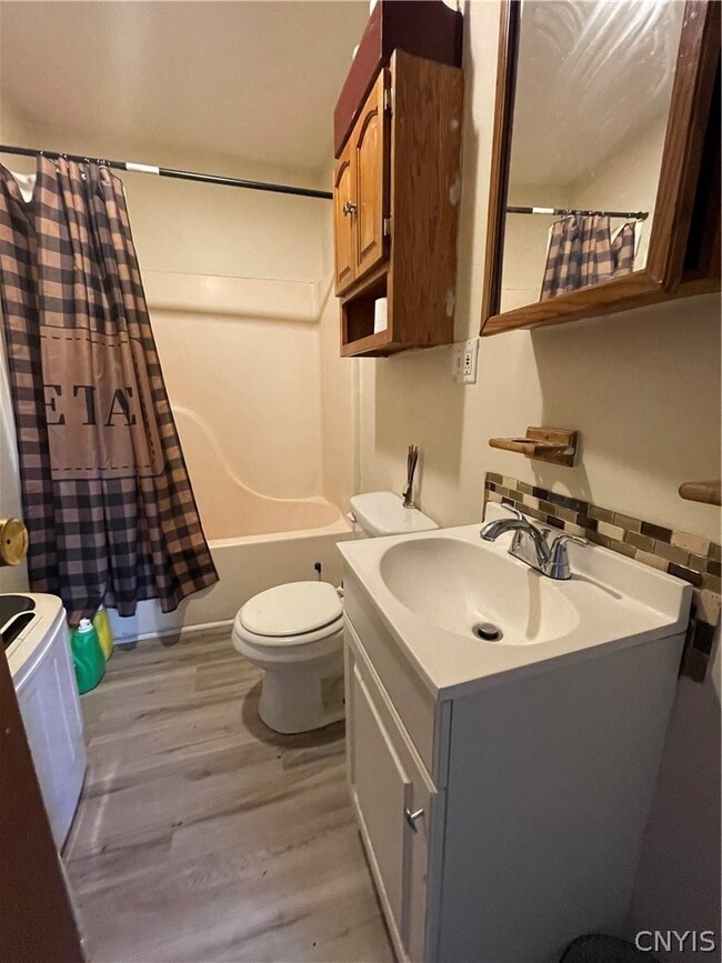 Building Photo - 8013 NY-13