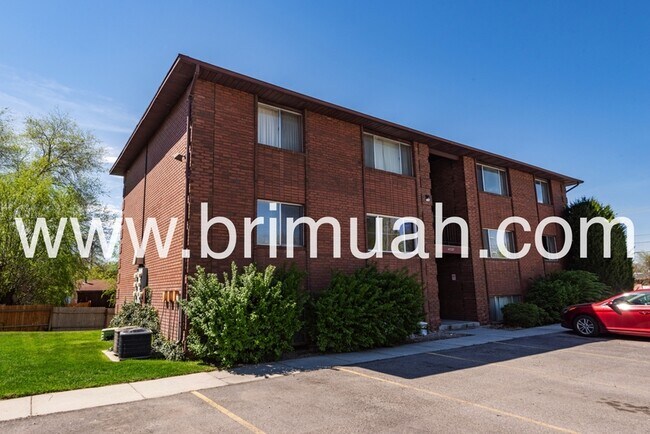 Building Photo - 4715-4727 S 1300 E
