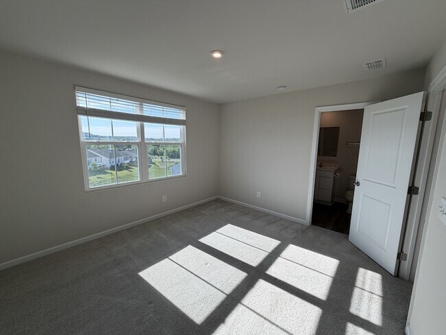 Building Photo - 2757 Thornton Grove Blvd
