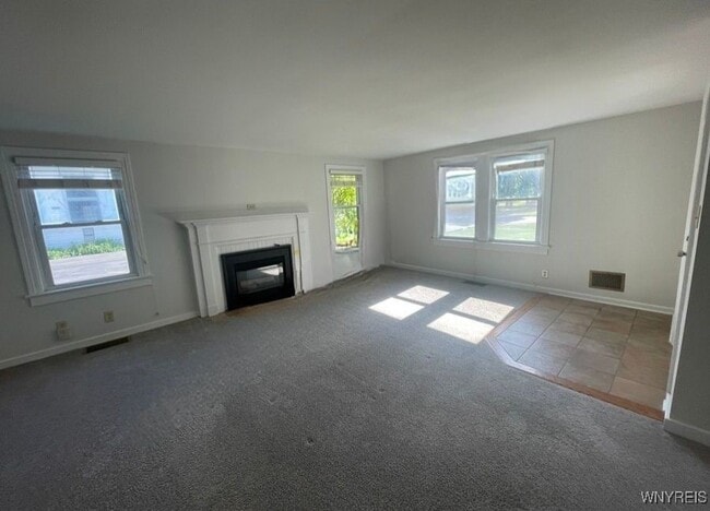 Building Photo - 4289 Harris Hill Rd