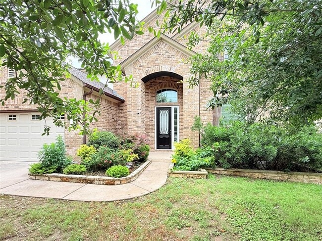 Building Photo - 404 Dry Gulch Bend