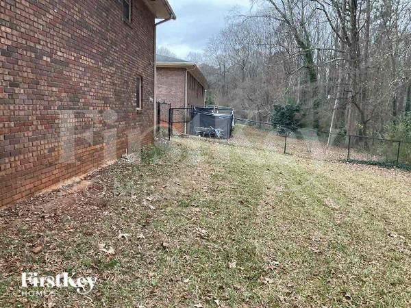 Building Photo - 581 Carlouetta Rd