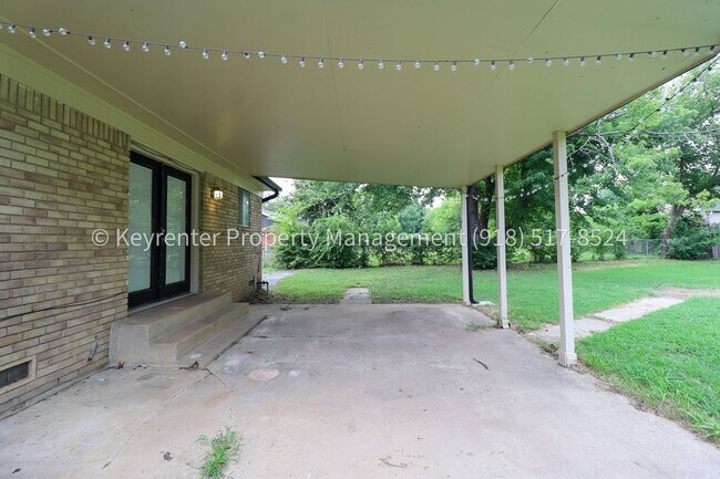 Building Photo - 11621 N 103rd E Ave