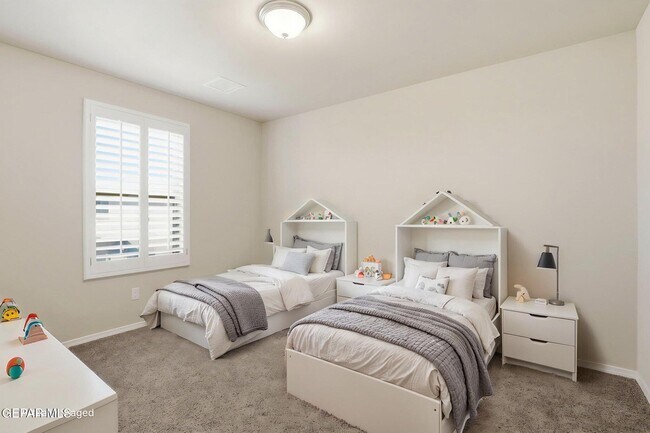 Building Photo - 12253 Desert Dove Ave