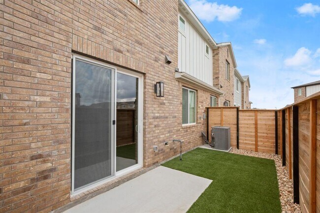 Building Photo - 17407 Homestead Haven Dr