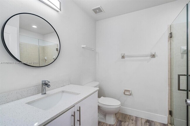 Building Photo - 16350 SW 50th Terrace