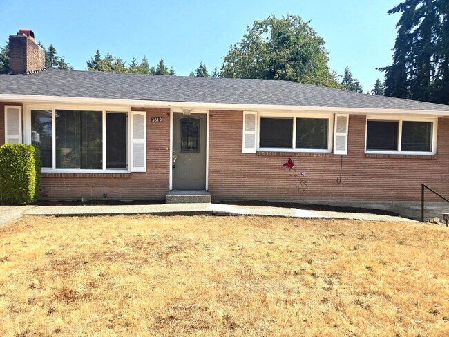 Building Photo - 3613 Grandview Dr W