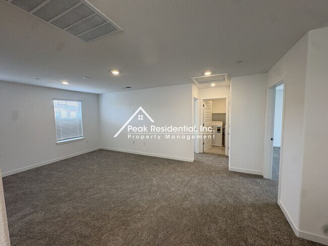 Building Photo - Brand New 4bd/2.5a Rancho Cordova Home With Loft-Must See!