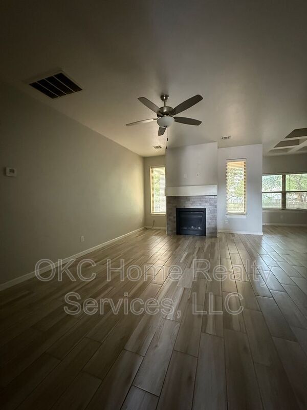 Building Photo - 2905 Quail Creek Rd