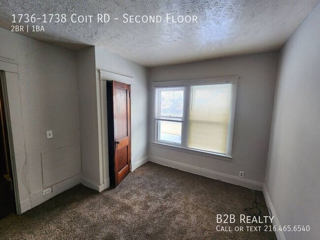 Building Photo - 1736-1738 Coit RD-Second Floor