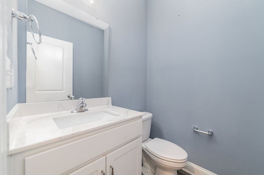 Building Photo - 4990 David Cox Rd