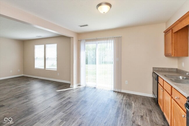 Building Photo - 1049 Taurus Ct