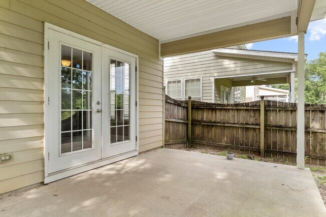 Building Photo - 2636 Fenwood Ct