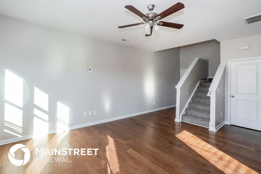 Building Photo - 13026 Hill Pine Rd