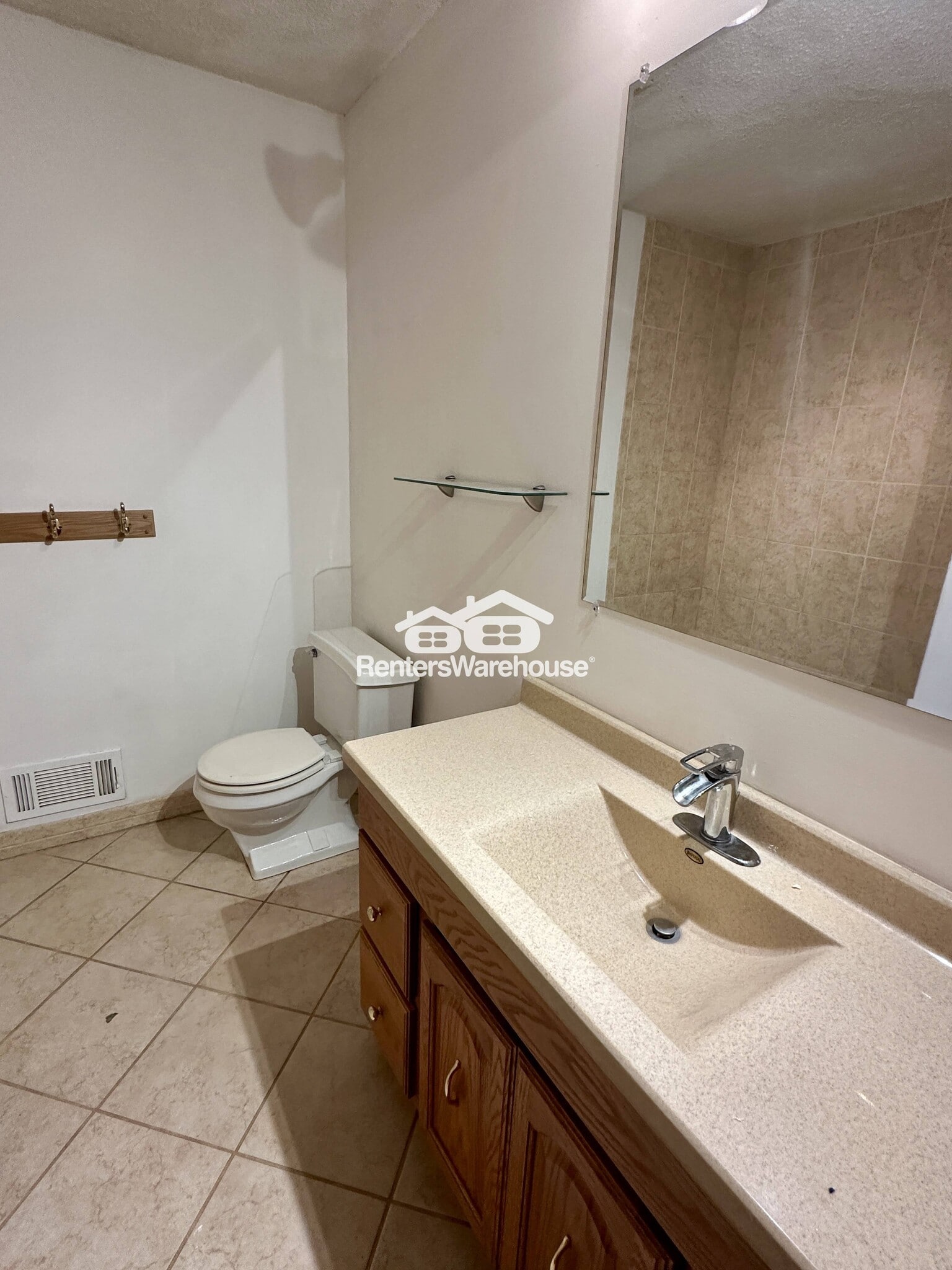 Building Photo - 4933 Crestview Rd